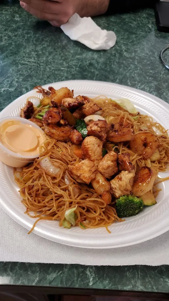 Chicken and Shrimp Noodles